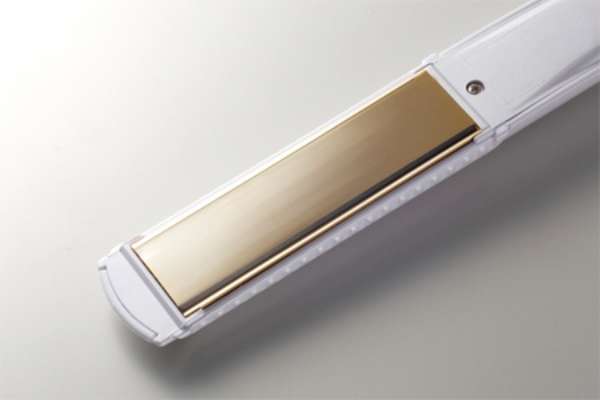 �w�A�A�C�����̑I�ѕ� �v���[�g�̑f�ނ��`�F�b�N ���ւ̃_���[�W���C�ɂȂ�Ȃ�Z���~�b�N�E�`�^��