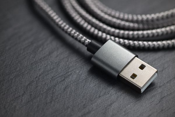 CgjOP[ȗIѕ Α̐ڑ[q`FbN USB Type-A