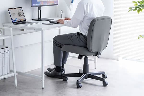 �I�t�B�X�`�F�A�̑I�ѕ� �ݒu�X�y�[�X�ɍ��킹�ăT�C�Y���`�F�b�N