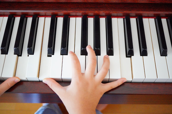 �d�q�s�A�m�̑I�ѕ� ���t�\���̕��Ɋւ��`�F�b�N�|�C���g ���̋������Č����铯��������