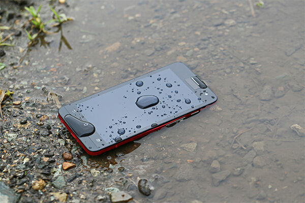スマホケースの注目機能 防水