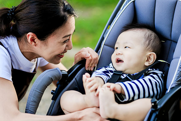 22年 ベビーカーのおすすめ12選 軽量モデルや三輪タイプで快適におでかけ ビックカメラ Com