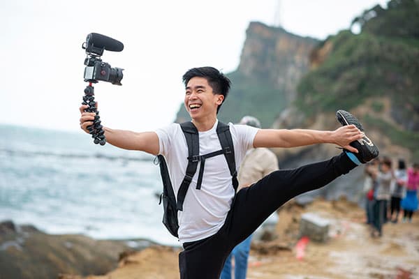 Vlogにおすすめのカメラ18選 初心者から本格派まで用途別に紹介