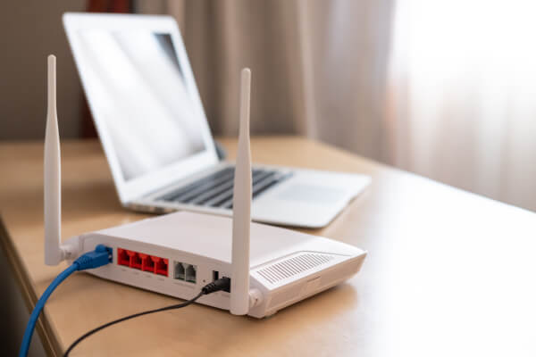 ���b�V��Wi-Fi���[�^�[�̑I�ѕ� ���K�Ɏg�����߂̋@�\��m�낤 Wi-Fi EasyMesh