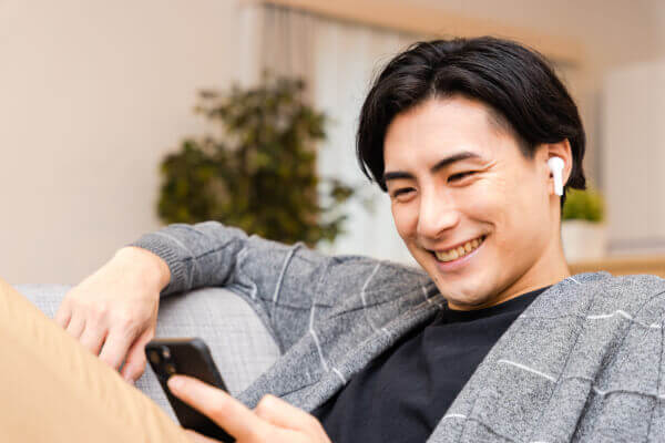 完全ワイヤレスイヤホンの選び方 接続性・音質 好みの音質に近づけたいならイコライザーを調整できるかチェック